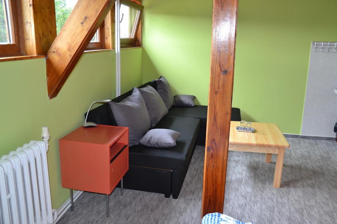 Penzion Pod Severakem Lučany nad Nisou Exterior foto